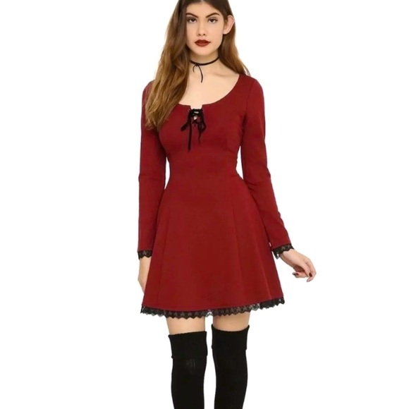 Hot Topic Stretch Corset Dress,Sz. Medium Burgundy W/Black Laces,Cosplay Costume - Picture 4 of 8